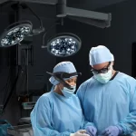 【宏虹分享】AR 智慧醫療的新標準：AR 專家系統整合 AI 翻譯、遠距會診與即時臨床資訊，推動跨國醫療合作與數位化流程