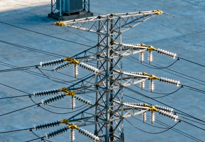 jimeng-2025-09-15-1629-電力架空線路